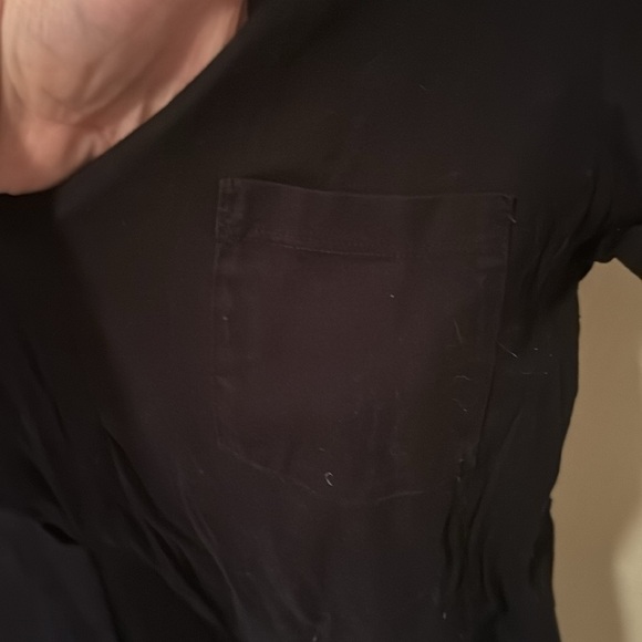 Sexy basics tee - Picture 3 of 4